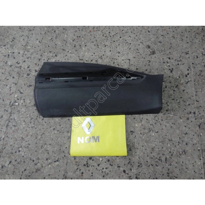 Renault Kadjar (2014 Yılında Çıkan Kasa) Arka Kapı Bandı Delikli Sol (Oem No: 828772890R)