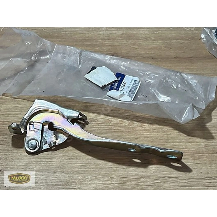 Kaput Menteşesı I-20 (2012 Yılında Çıkan Kasa) Sağ (Oem No: 791201J500)