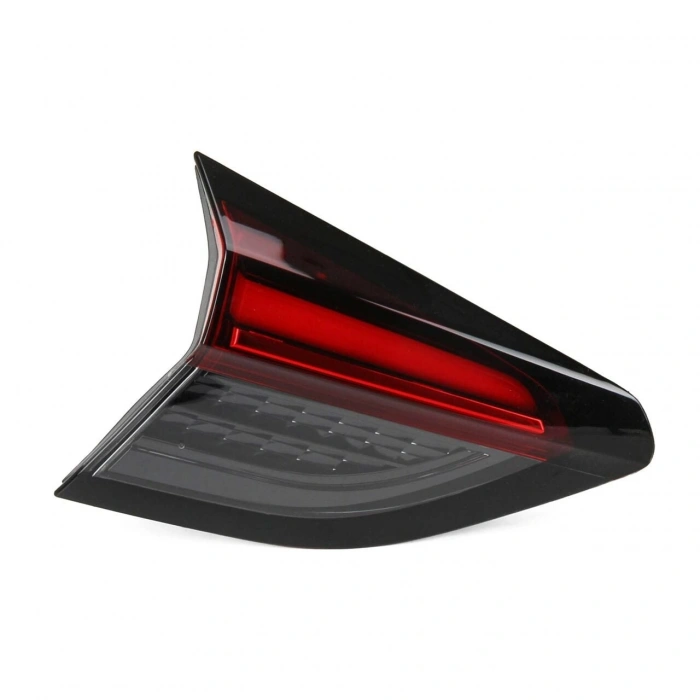 Opel Corsa F (2020 Yılında Çıkan Kasa) Arka Stop İç Led Sol (Oem No: 9830097880)