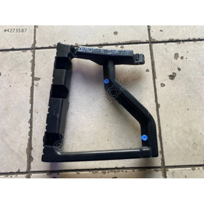 Peugeot Partner (2018 Yılında Çıkan Kasa) Arka Tampon Braketi Sağ (Oem No: 9816808880)