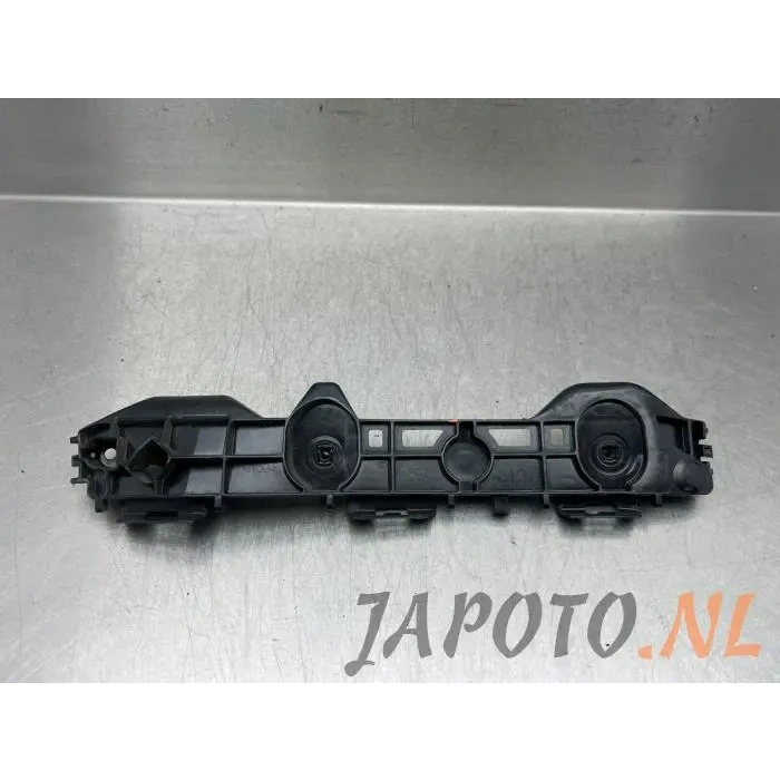 Toyota Corolla (2020 Yılında Çıkan Kasa) Arka Tampon Takviye Braketi Hatchbak Sol (Oem No: 5257502191)