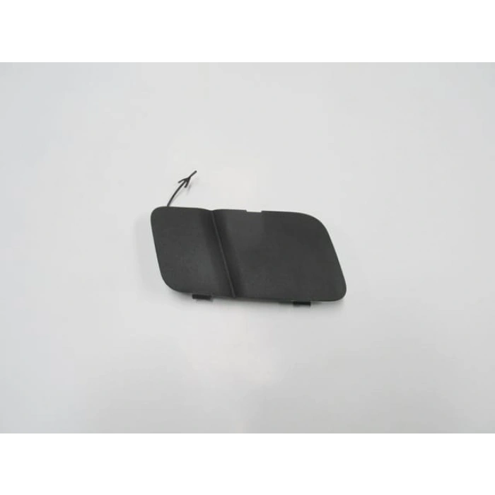 Iveco Daıly- 2012-2014; Ön Tampon Çeki Demiri Kapağı Alt Sağ (Tw) Oem No: (5801362625)