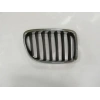 Bmw X1 2013-2015 Ön Panjur Sağ Nikelajlı - İç Petekleri Siyah (Adet) (Oem No:51112993306)