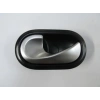 Renault Clıo- 3- Hb- 09/12; Ön Kapı İç Açma Kolu Sol Siyah (Elceği Gümüş Gri) (Oem No: 8200735219)