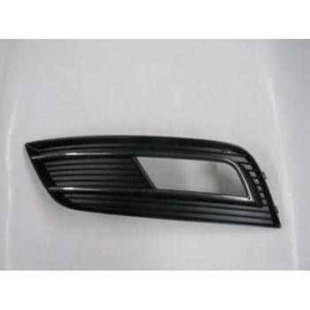 2013-2015 Audi A4 Sis Lamba Kapağı Sol Sis Delikli (Nikelaj Çıtalı) (Bfn) (Adet) (Oem No:8K0807681K01C)