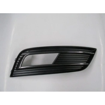 2013-2015 Audi A4 Sis Lamba Kapağı Sağ Sis Delikli (Nikelaj Çıtalı) (Bfn) (Adet) (Oem No:8K0807682K01C)