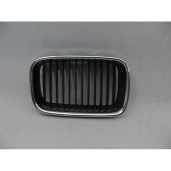 1991-1994 Bmw 3 Serı E36 Sd/Coupe Ön Panjur Sağ Siyah/Nikelaj Çerçeveli (Tw) (Oem No:51138122238)