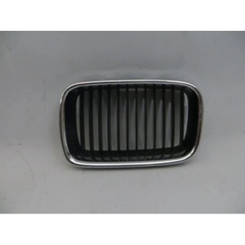 1991-1994 Bmw 3 Serı E36 Sd/Coupe Ön Panjur Sol Siyah/Nikelaj Çerçeveli (Tw) (Oem No:51138122237)