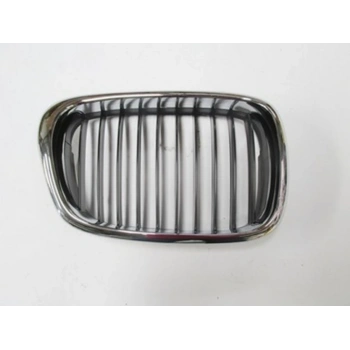 2001-2003 Bmw 5 Serı E39- Ön Panjur Sağ Nikelajlı-Siyah (Tw) (Adet) (Oem No:51137005838)