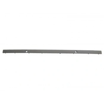 1996-2000 Bmw 5 Serı E39- Arka Tampon Bandı Orta Astarlı (Park Sensör Delikli) (Tyg) (Adet) (Oem No:51127005944)