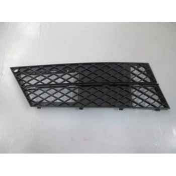 2007-2010 Bmw 5 Serı E60- Ön Tampon Panjuru Sağ Siyah (Tw) (Adet) (Oem No:51117178098)