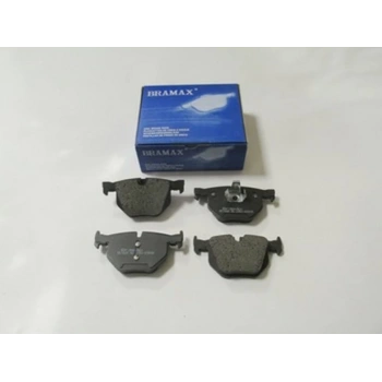 2007-2013 Bmw X5 E70 Arka Fren Balatası (Kablosuz)(Disk)(121.9X58.1X16.3-121.9X59.3X16.3)(Bramax) (Adet) (Oem No:34216776937)