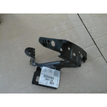 Cıtroen C3- 2010-2013 Ön Çamurluk İç Bağlantı Braketi Sağ Tw  Oem No: 7841Z8