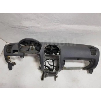 Göğüs Accent 2001-2002 2003-2006  Oem No: 84710-25100