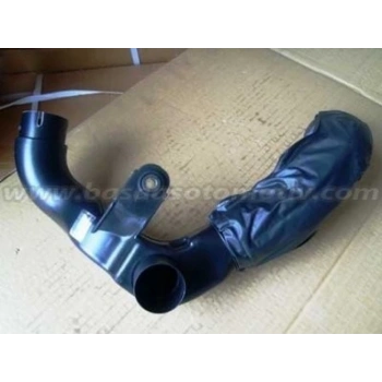 Boru Motor Hava Filtre Getz 1.4 2006-2008  (Oem No: 282101C051)