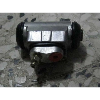 Fren Silindiri H100 1995-2002 Arka Tcıc Sağ Oem No: 58420-44220