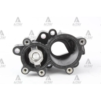 Termostat Kapak Alt Yuva İ30 16= 1.4 Benzinli (1 Adet) (Oem No: 25620-03800)