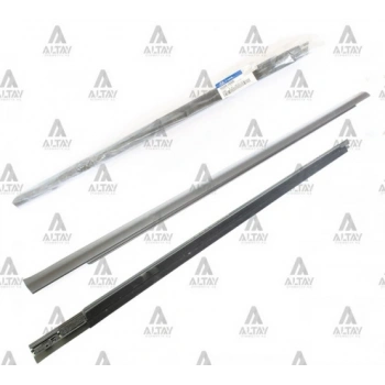 Cam Sıyırıcı İx35 Ön Kapı 2010-2015 Sağ (1 Adet) (Oem No: 82220-2S000)