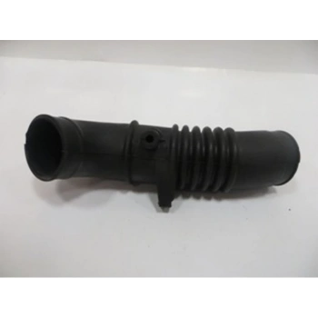 1997-1998 Mazda 323 Familia Hava Filtre Hortumu 1.5Cc (Adet) (Oem No:B5C913221)