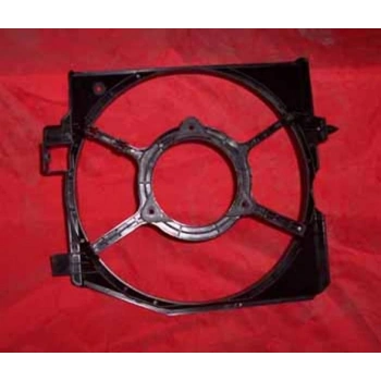 1995-1997 Mazda 323 Familia Klima Fan Davlumbazı Boş Gövde Sedan 1.5Cc-1.8Cc (Adet) (Oem No:Z50115210)