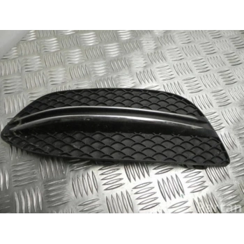 2014-2017 Mercedes C Class W205 Sis Lamba Kapağı Sağ Sis Deliksiz (Çıta Delikli) (Tw) (Oem No:A2058851223)