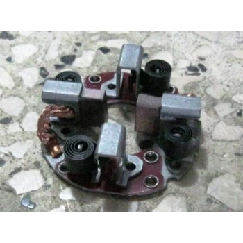 Tabla Kömür Yuvası Canter Fe449 On Oem No: Me7001740