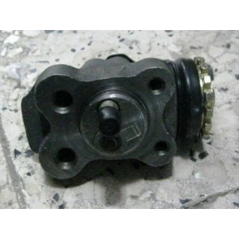 Fren Silindiri Canter 449 Ön Sol Oem No: Mc832754