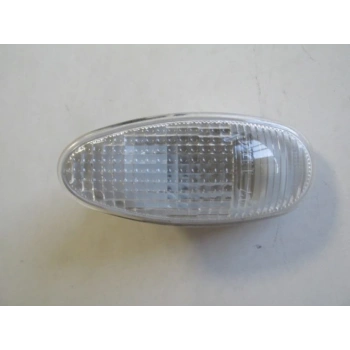 2004-2007 Mıtsubıshı Outlander Çamurluk Sinyali Beyaz Sağ-Sol Aynı Adet Casp Oem No: Mr522027