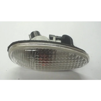 2004-2006 Mitsubishi Pajero Çamurluk Sinyali Beyaz Sağ-Sol Aynı (Adet) (Casp) (Adet) (Oem No:Mr522027)