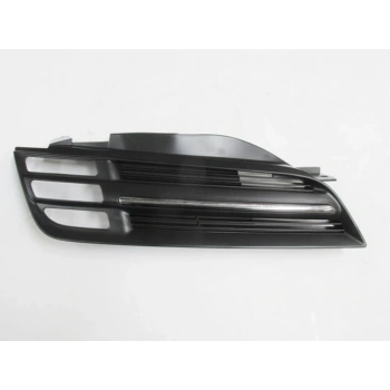 2003-2006 Nıssan Mıcra K12 Ön Panjur Sağ Siyah Nikelaj Kaplamalı 3 Sinyalli Tip Tyg Oem No: 62320-Ax600