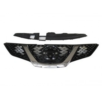 2014-2016 Nissan Qashqai J11 Ön Panjur Nikelaj Çıtalı (Kamera Delikli) (Bfn) (Adet) (Oem No:623104Ea0A)