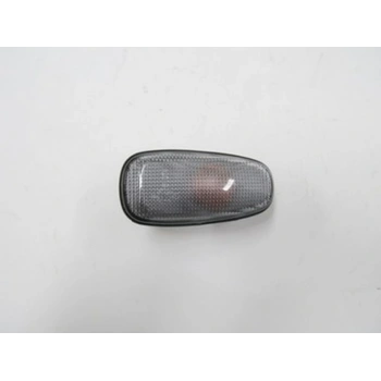 1999-2009 Opel Astra G Sd-Hb- Çamurluk Sinyali Beyaz Sağ-Sol Aynı (Adet) (Adet) (Oem No:9120467)