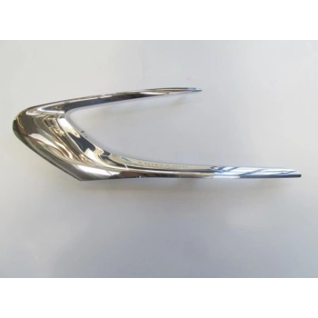 2014-2015 Peugeot 308 Sis Lamba Kapağı Üst Nikelajı Sağ (Allure Model) (Tw) (Oem No:1610758980)