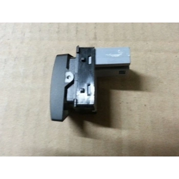 Volkswagen Octavia 2004 2008 Cam Açma Düğmesi Teklı   Arka : R (Oem No:1Z0959856)