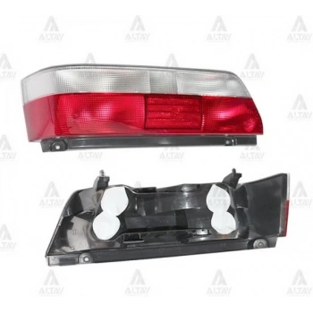 Stop Lambası Swift  1996-2003 Hb. Duysuz Sağ (1 Adet) (Oem No: 3565080Ea1000)