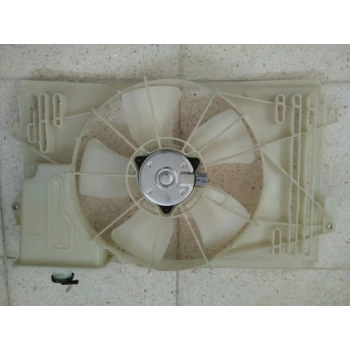 Fan Corolla 2002-2006 Su Benzinli (Beyaz) Vidali Tip Oem No: Cl-4183E16361-0D070