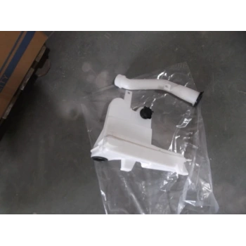 Su Fıskiye Deposu Hilux 2006-2009 Motorlu Oem No: Ty2020404