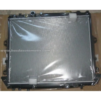 Radyatör Hilux 2006-2009 Otomatik Vites Oem No: 16400-0L150