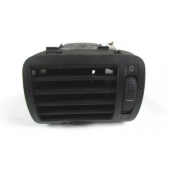 Ön Havalandırma Izgarası Passat Sol 1997-- Oem No: 3B0819703D