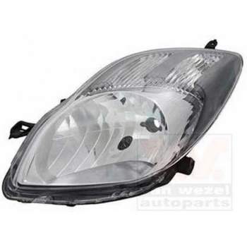 Yaris (P9) 2009 2011 Far Sol Füme (Oem No:811700D350)