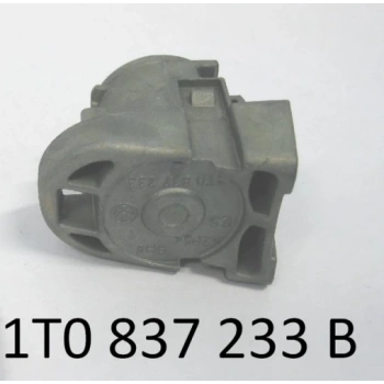 Volkswagen Caddy 2004  Kapı Kol Zamağı  (Oem No:1T0837233B)