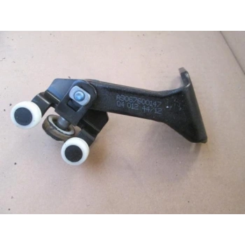 Mercedes Sprinter 315,515.Cdı Vw.Crafter 2006  Sürgülü Kapı Makara Üst  (Oem No:A9067600147)