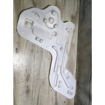 Arka Kapı Izalatörü Sağ C3 B618 Psa Peugeot 97-00 (Oem No: 9813335380)