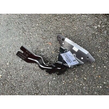 Çamurluk Braketi Ön Sol Opel Corsa F Bm 20- (Oem No: 9830932480)