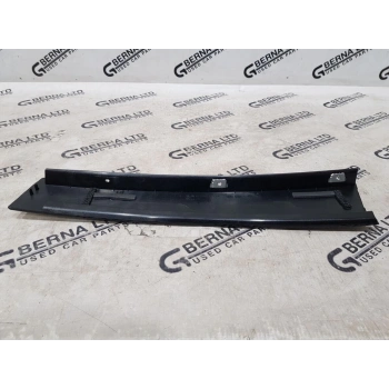 Kapı Direk Bandı Ön Sol Psa 3008/5008 B.M 2016- (Oem No: 9811558580)