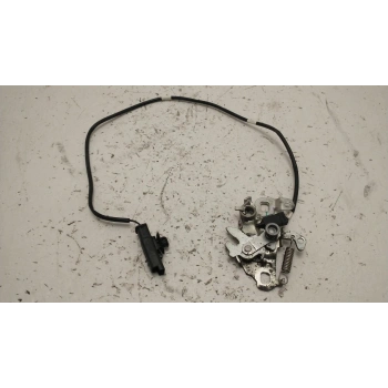 Kaput Kilidi Psa 3008(P84)/5008 (P87) B.M 16- (Oem No: 9676343880)