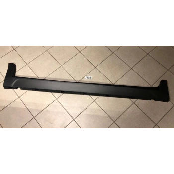 Marşpiyel  Bakalıtı : Sağ Sıyah Opel Crossland X Bm 17- (Oem No: Yq007146Xt)