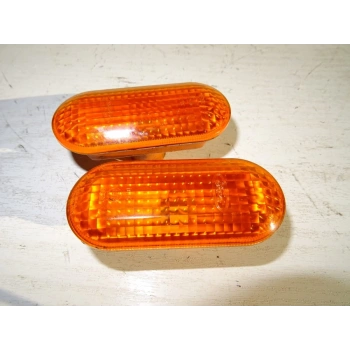 Ön Çamurluk Sinyali Sarı Ford Fıesta Bm 06- (Oem No: 2S6A 13K354 Ad)