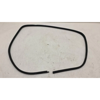 Ön Kapı Lastiği Psa C Elysee / 301 B.M 13- (Oem No: 9675587980)