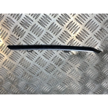 Panjur Çıtası Ön Sağ Krom Nıkelaj Opel Corsa F Bm 20- (Oem No: 9830283080)